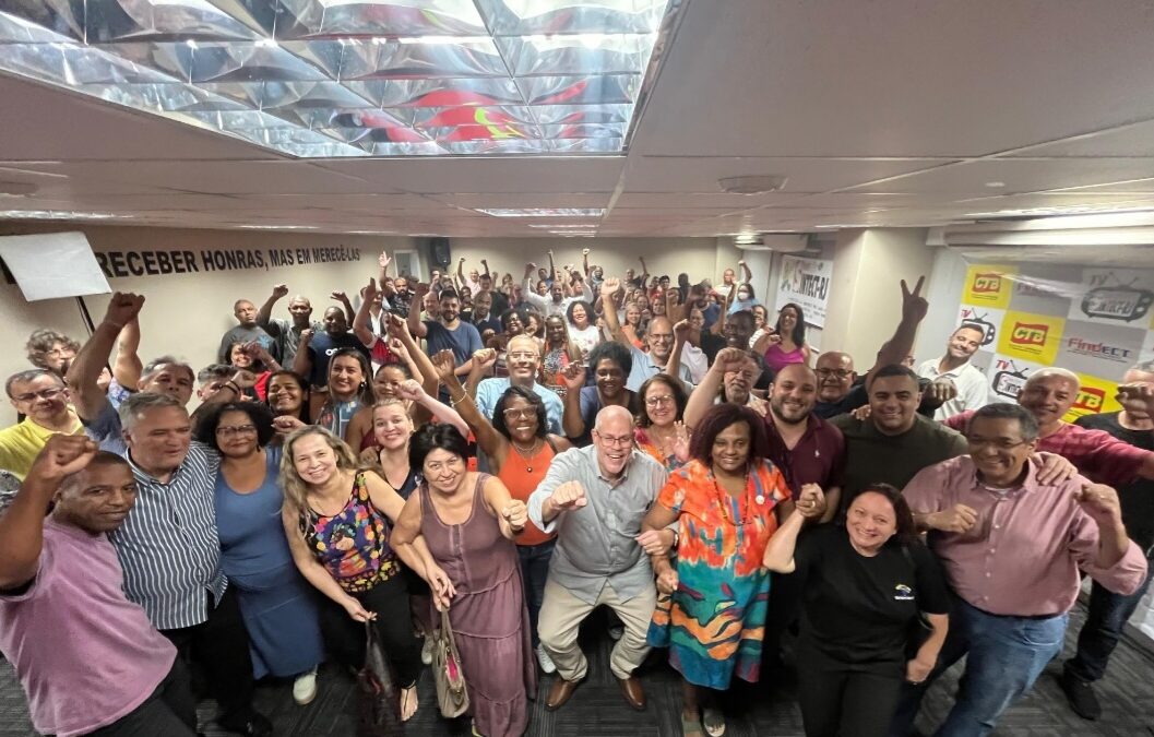 Líderes sindicais comemoram retorno de Roberto Monteiro ao PCdoB