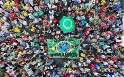 Milhares lotam Copacabana para dizer não à anistia e à PEC da Blindagem 