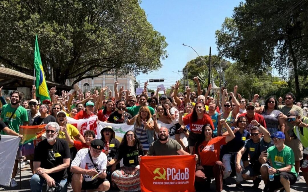 PCdoB participa das manifestações em Campos, Petrópolis e Volta Redonda